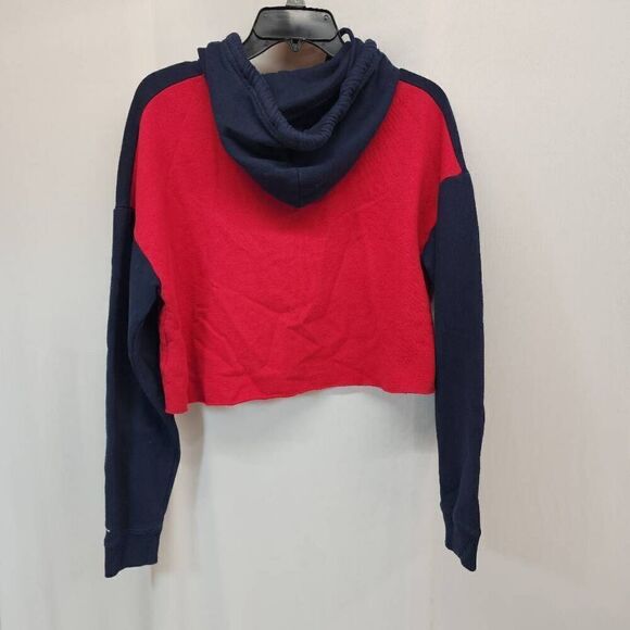 Hollister Size Medium Women's Lot of 2 Cropped Hoodies Sweater Pullover Hood Col - Picture 11 of 11